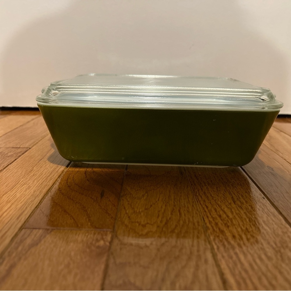 Pyrex Olive Green Glass Casserole with Clear Lid